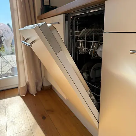 Cozy Studioapartment With Graden In Free Parking * Graz