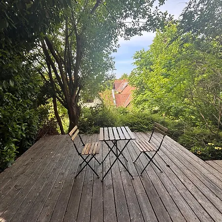Apartment Cozy Studioapartment With Graden In Free Parking *